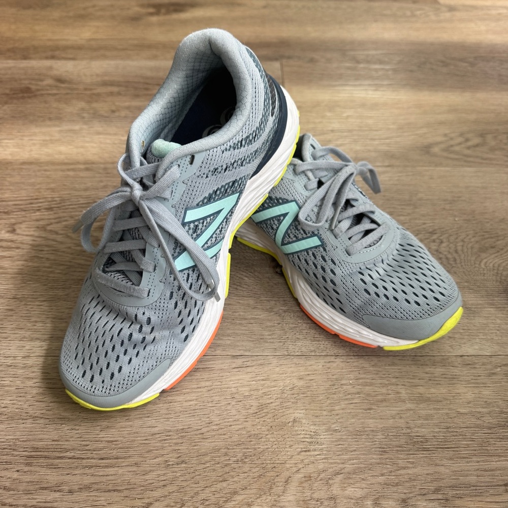 New Balance 680v6 Shoes Gray Womens Size 7.5 Athletic Running Sneakers W680CP6